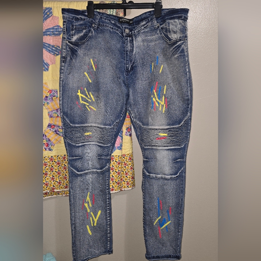 ROAD NARROWS Trendy Distressed Blue Jeans with Colorful Accents